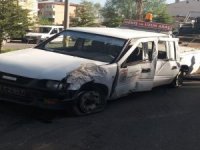Trafik Kazası: 4 Yaralı