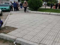 Eski Eşini Sokakta Bıçaklayarak Yaraladı