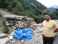 Zarar Gören Tarihi Taş Köprü Onarılmayı Bekliyor