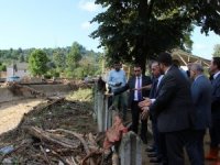 Bakan Dönmez, Sel Bölgesinde