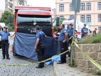Trabzon'da kamyonun çarptığı kadın hayatını kaybetti