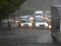 İstanbul Valiliğinden Şiddetli Yağışa İlişkin Açıklama