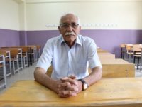 71 Yaşında Üniversiteli Oldu