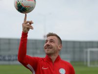 Melnjak: "Yeni sözleşme teklifi beni çok mutlu eder"