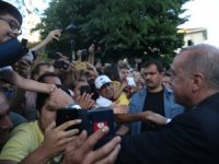 Cumhurbaşkanı Erdoğan, Sultanahmet’te Vatandaşlarla Buluştu