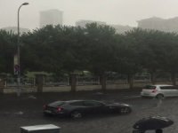 Milyon Liralık Ferrari Su Birikintisinde Böyle Mahsur Kaldı
