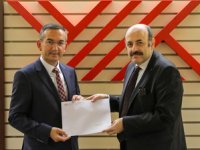 YÖK Başkanı Saraç, Ordu Üniversitesi Rektörü Akdoğan’a Atama Belgesini Takdim Etti