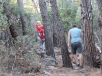 Dağlık Alanda Kaybolan İngiliz Turist Ekipleri Alarma Geçirdi