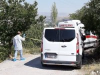 Çocuğunun Gözleri Önünde Eşini Öldürdü