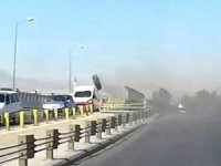 Seyir Halindeki Kamyonun Tekerleği Araçların Üzerine Fırladı