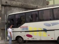 Başakşehir’de Feci Kaza! Servis Trafoya Çarptı