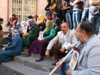 Hdp Önündeki Aileler, Türkiye’nin Barış Pınarı Harekatındaki Başarısını Değerlendirdi