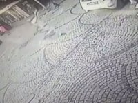 Balkondan Atlayan Kadını Böyle Tutmaya Çalıştı