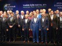 “Değişimin Karşısında Durursak Yok Olur Gideriz”