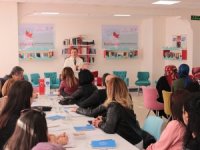 Bakan Selçuk, Önlüğünü Giydi, Öğretmenlere Ders Verdi