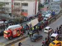 Kazaların Bitmediği Yokuşta Kamyon 6 Aracı Biçti: 2 Yaralı