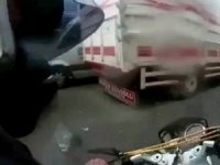 İstanbul’da Motosikletlilerin Ölümden Döndüğü Kazalar Kamerada