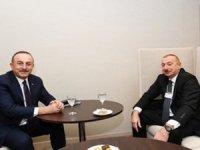 Bakan Çavuşoğlu’na Azerbaycan’dan ’Dostluk’ Madalyası