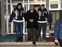 Mahkumlara Uyuşturucu Sağlayan Gardiyan Tutuklandı