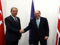 Bakan Akar, İngiltere Savunma Bakanı Wallace İle Telefonda Görüştü
