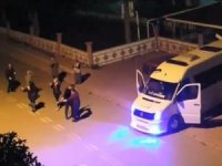 Erik Dalı’ Oynayarak Sağlık Çalışanlarına ‘Destek’ Verdiler, Sosyal Mesafeyi Unuttular