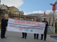 Hakkari’deki Parklara ‘Giriş Yasak’ Pankartı Asıldı