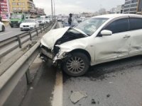 E-5 Trafiğini Kilitleyen Kaza: 1 Yaralı