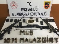 Muş’ta Terör Operasyonu: Silah Ve Mühimmat Ele Geçirildi