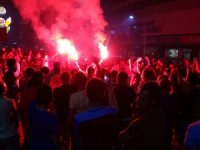 Trabzonspor Taraftarı Galatasaray Galibiyetini Kutladı