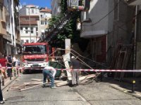 Beşiktaş’ta İskele Devrildi, Faciadan Dönüldü