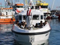 İzmir’de 82 Sığınmacı Kurtarıldı