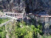 Sümela Manastırı’nda 5 Yıl Aradan Sonra 15 Ağustos Tarihinde Yapılacak İlk Ayine Pandemi Nedeniyle İlgi Az