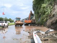 Rize'de Karadeniz Sahil Yolu’nda Heyelan