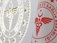 Sağlık Bakanlığında çalışan yaklaşık 175 bin sağlık işçisini ilgilendiren TİS görüşmelerinde imzalar atıldı
