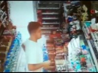 Tekel Bayide Uyuşturucu Satışı Güvenlik Kamerasında
