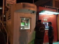 Atm’ye Yerleştirilen Kameralı Kopyalama Aparatını Vatandaşın Dikkati Ortaya Çıkardı