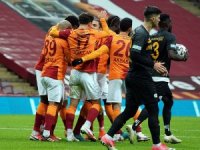 Galatasaray İç Sahada 7 Puan Kaybetti