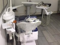 Bursa’da Ruhsatsız Diş Kliniğine Operasyon, Sahte Dişçi Ve 3 Kişi Gözaltına Alındı