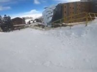 Kayakçılar Uludağ’da Tehlikeyi Böyle Atlattı