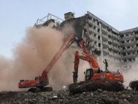 Rize'de Kentsel Dönüşüm Kapsamında Yıkımlar Devam Ediyor