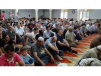 Camiler Bayramda Doldu Taştı