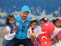 Rize’deki TDV Gönüllüleri İyilik Tohumu Ekmek İçin Gittikleri İdlib’te Savaş Mağduru Ailelerle Buluştu