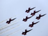 Türk Yıldızları’ndan İskenderun’da Selamlama Uçuşu