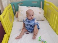 Umut Ve Yaşam Derneği’nden Onkoloji Tedavisi Gören Çocuklara Bayram Desteği