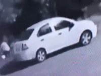 Ateş Yakarken Güvenlik Kamerasına Yakalanan Şüpheli, Ağacı Değil Akaryakıt Fişlerini Yakmış