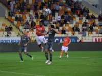 Süper Lig: Yeni Malatyaspor: 3 - Fatih Karagümrük: 2 (İ̇lk Yarı)