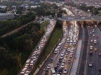 İ̇stanbul’da Haftanın İlk İş Gününde Trafik Yoğunluğu Erken Başladı