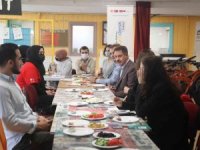 Başkan Deveci Üniversiteli Gençlerle Buluştu