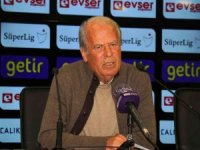Mustafa Denizli: "Moralli Bir Ekibe Karşı Sahaya Çıktık"