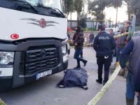 Bodrum’da Feci Kaza; Tır Çarpan Yaşlı Adam Olay Yerinde Can Verdi